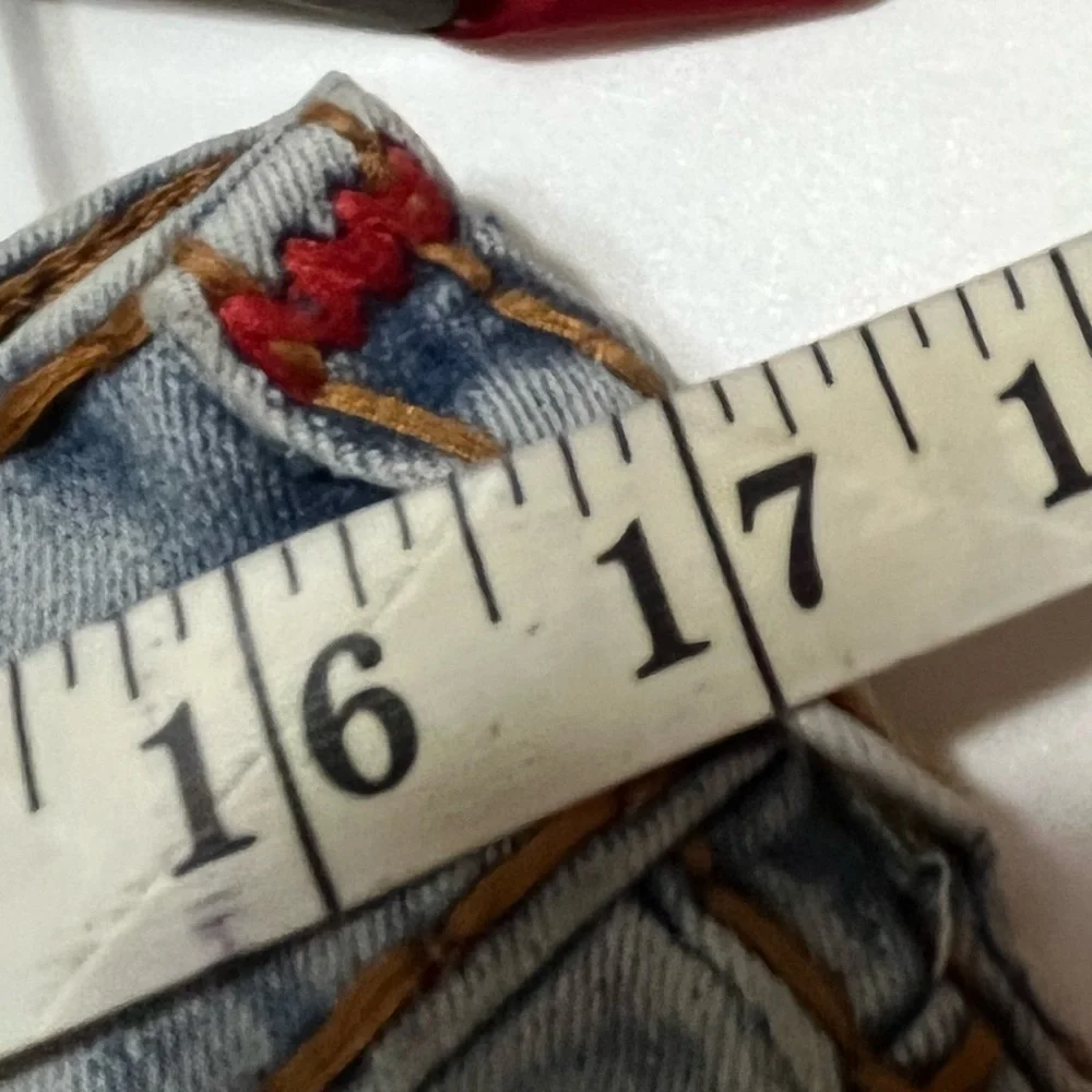 True Religion Light Blue Rocco Relaxed Skinny Jeans with Red Stitching Sz 31 Men
